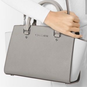 Michael Kors Selma bag with Saffiano Leather